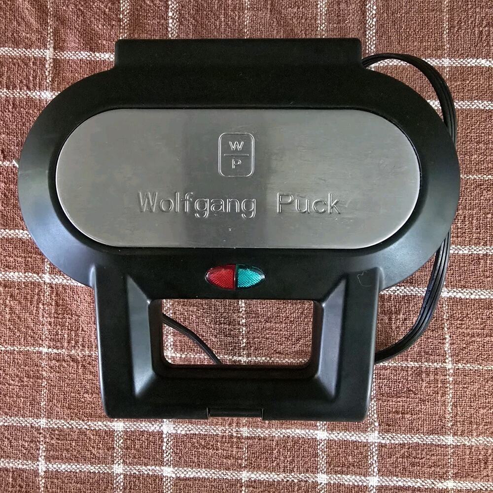 Pie Maker Wolfgang Puck Electric Black 3.5 Inch Pies TESTED WORKING